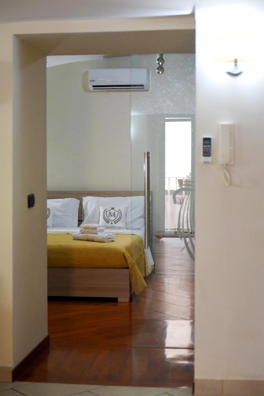 Montesantogroup Apartments Napels Kamer foto